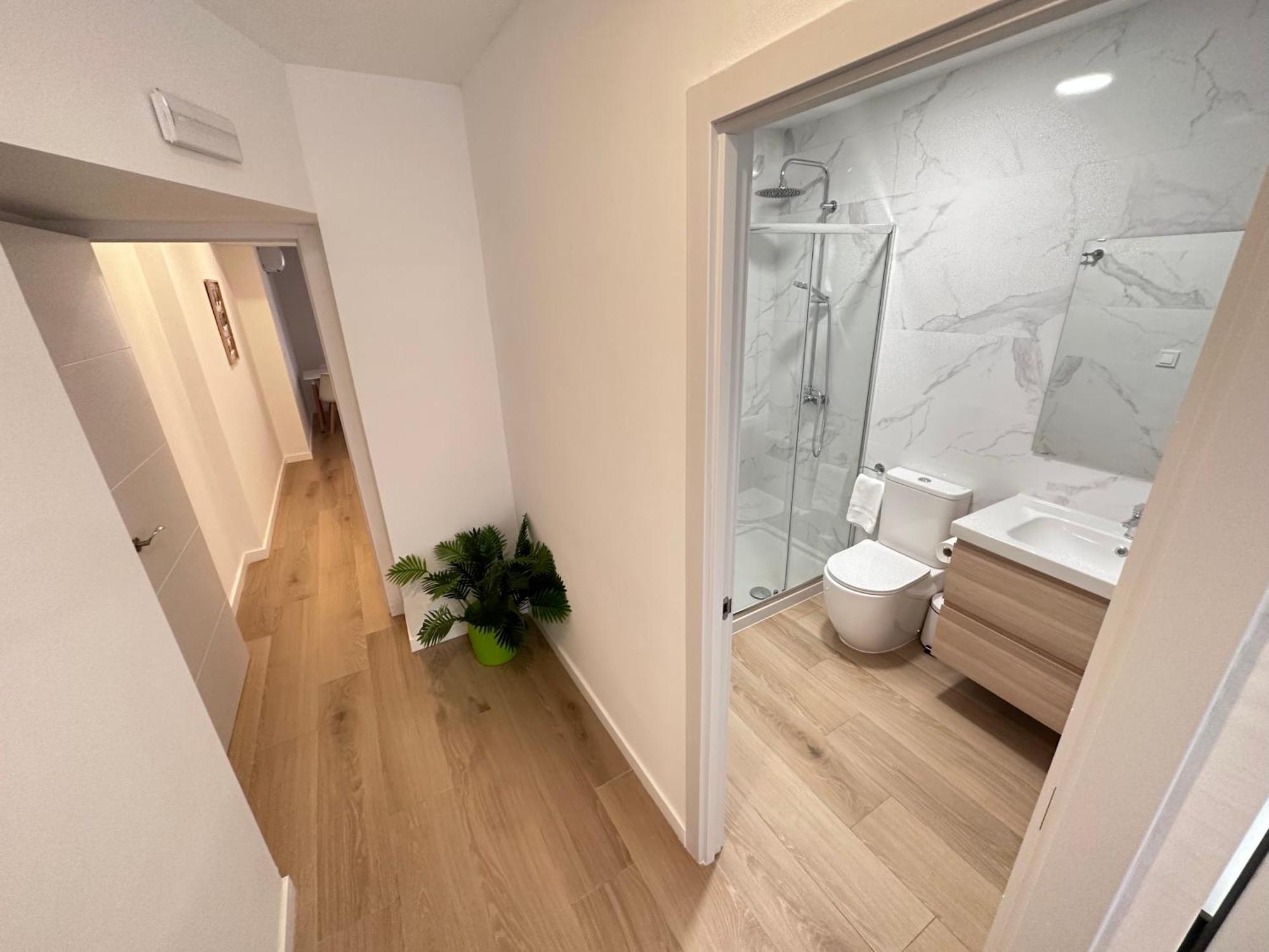 Artes Y Oficios Apartaments Ab 瓦伦西亚 外观 照片